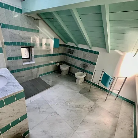 Apartment Grosszuegige Dachwohnung In Tessiner Altbau Monteceneri