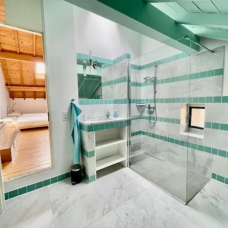 Grosszuegige Dachwohnung In Tessiner Altbau * Monteceneri